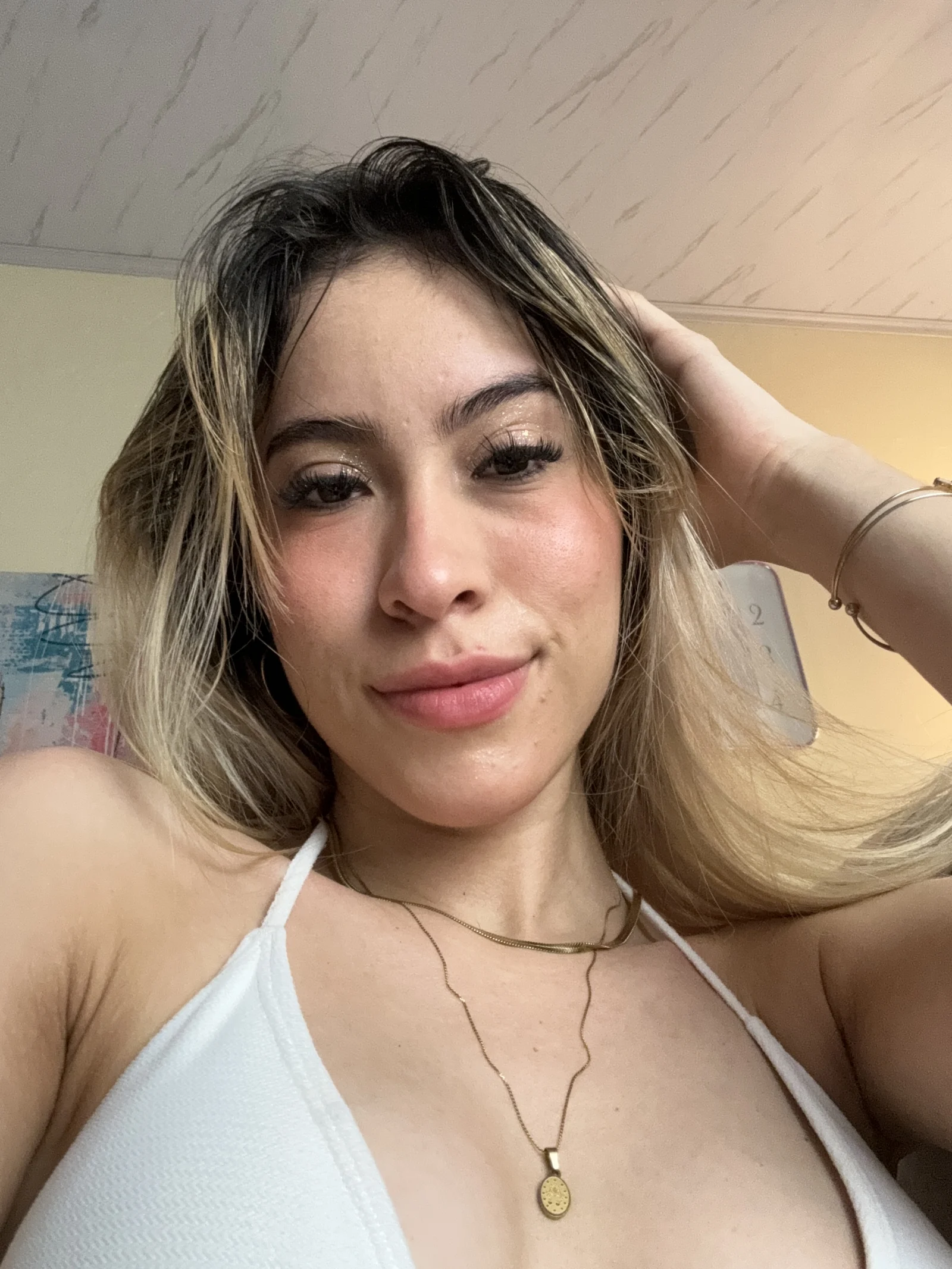 BELLA RAE photo 16