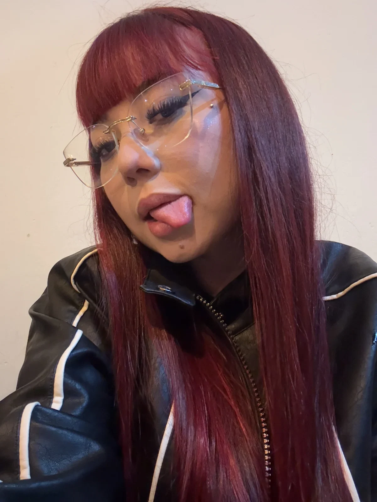 GIA RED photo 9